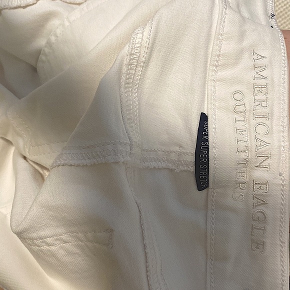 American Eagle “Super, Super, Stretch” White Jegging. NWOT! Super Soft! - Picture 4 of 5